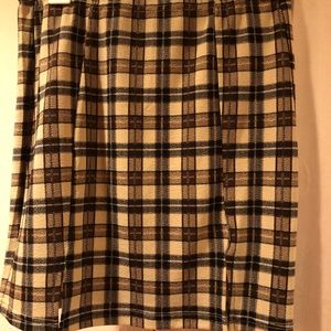 Brown plaid skirt